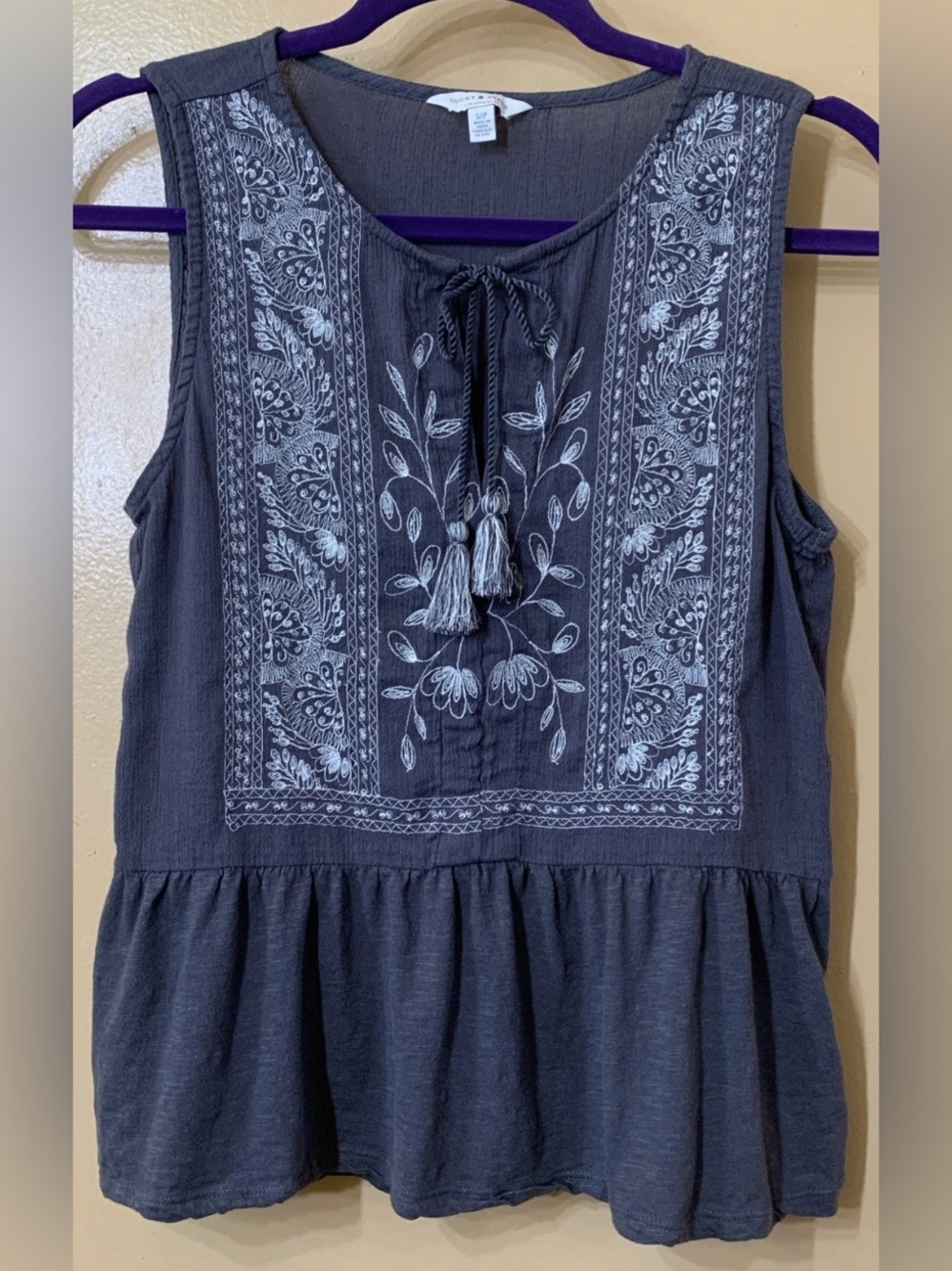 Lucky Brand Embroidered Peplum Tassel Top Grey Sleeveless Boho Sz S Y2K Style